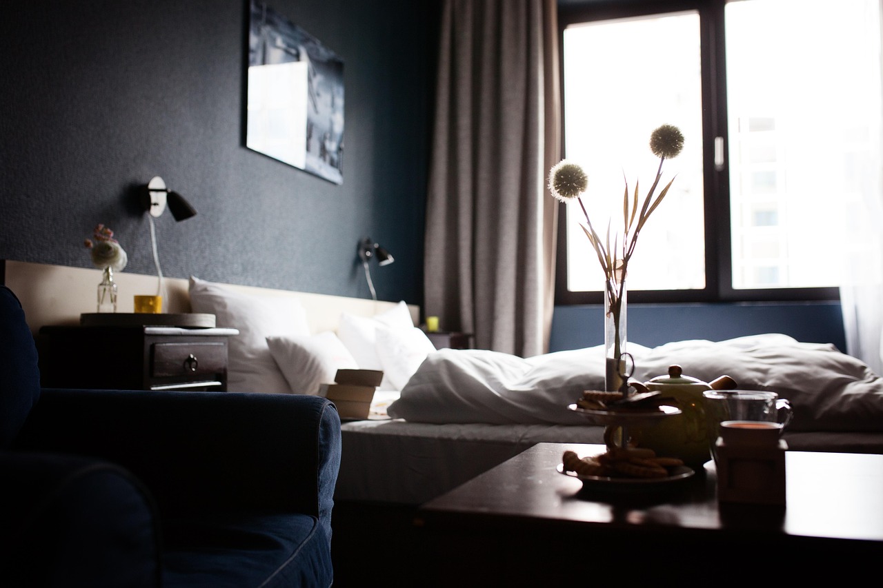 hotel room 3
